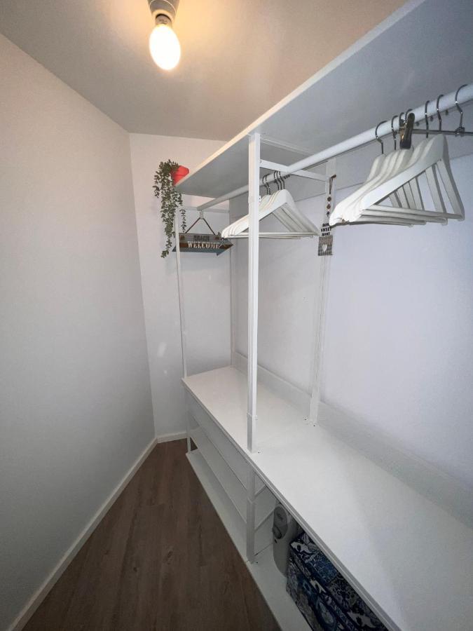 Apartamento 1 Quarto, Com Patio, Em Frente Praia Paço de Arcos Exterior foto